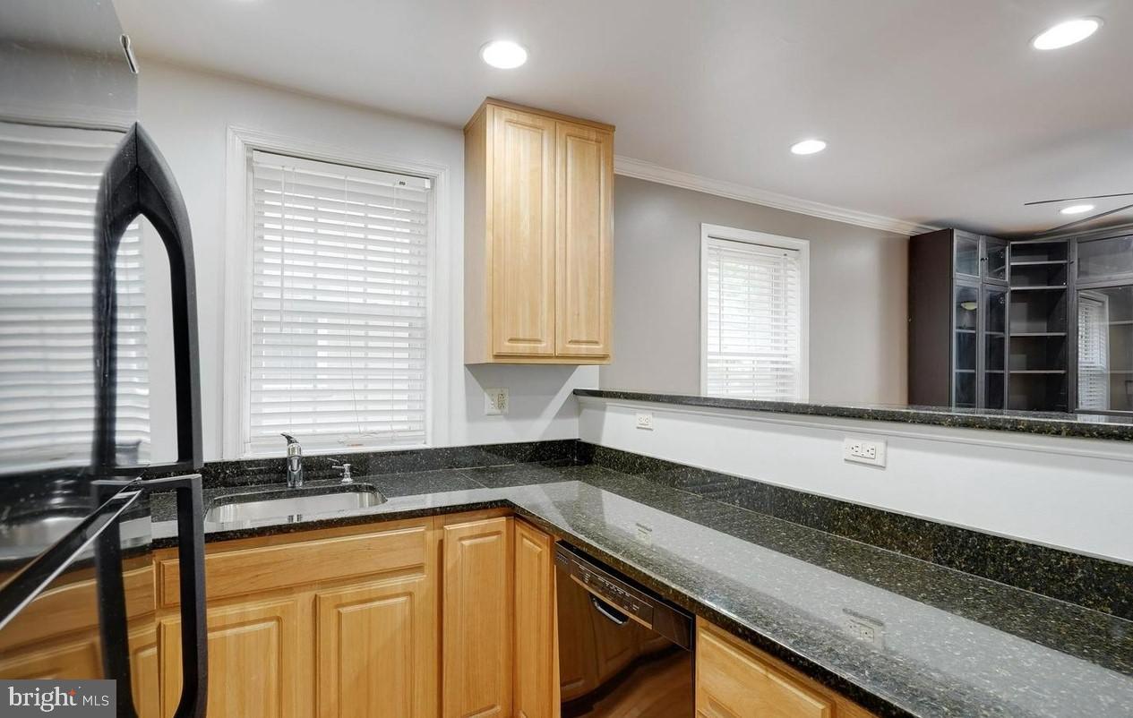 4200 Grant St NE #202