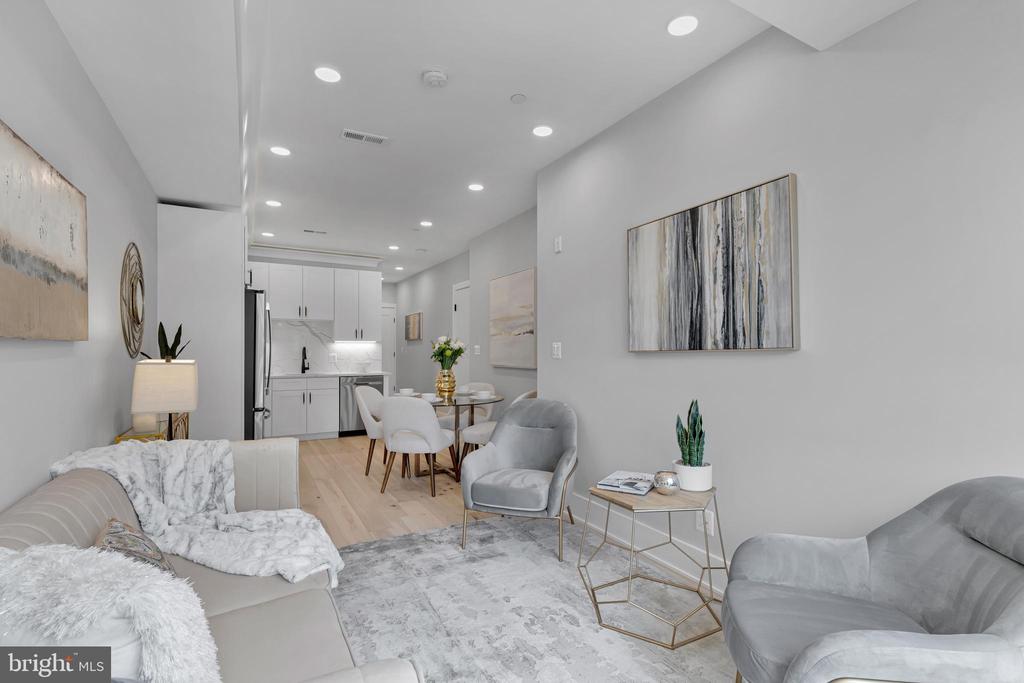 4014 Georgia Ave NW #202