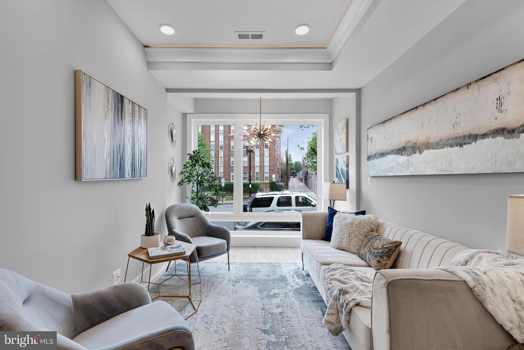 4014 Georgia Ave NW #202