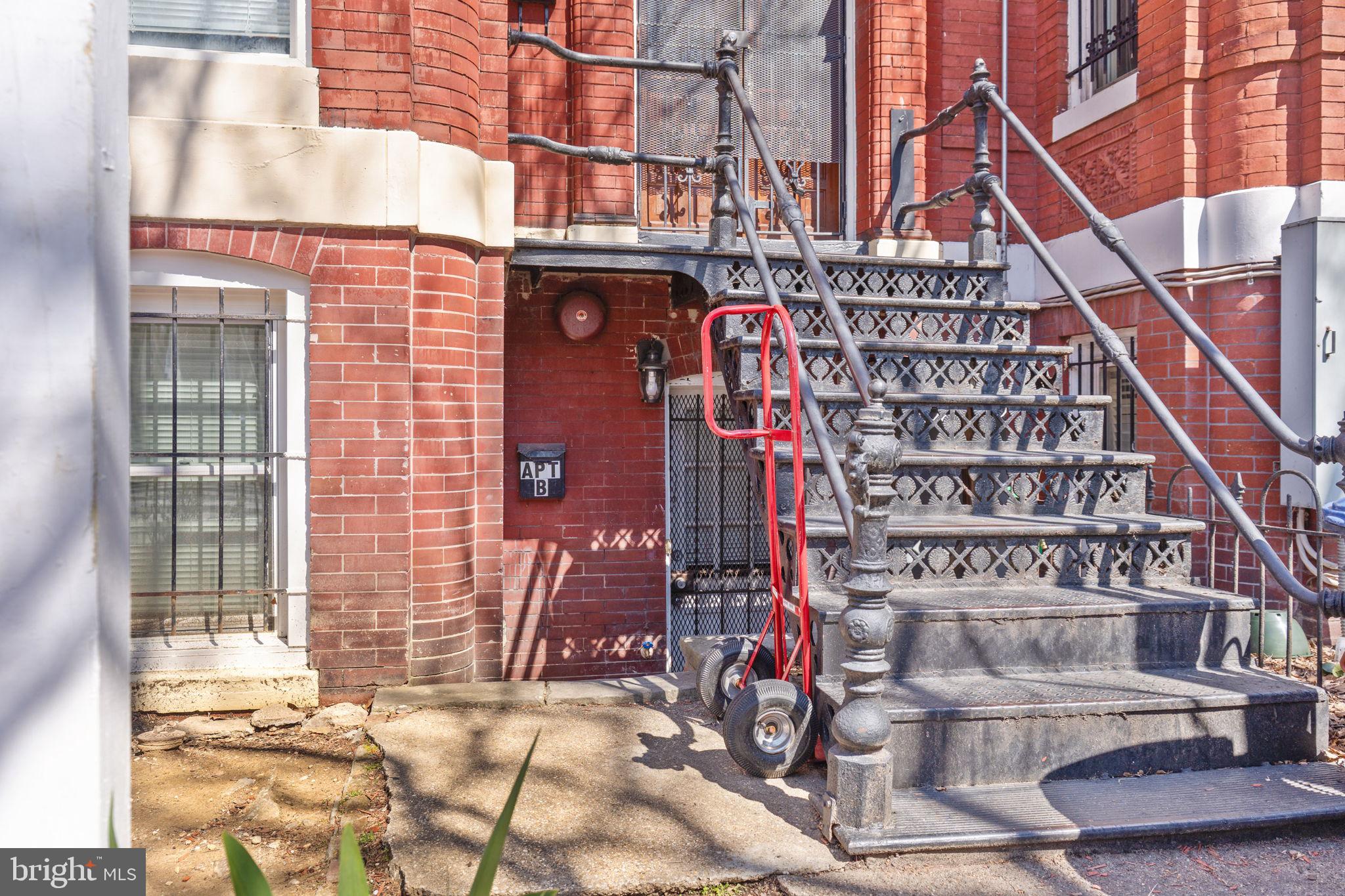 619 Q St NW