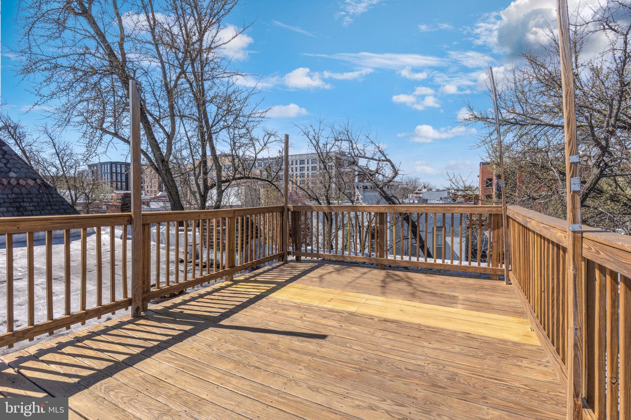 619 Q St NW