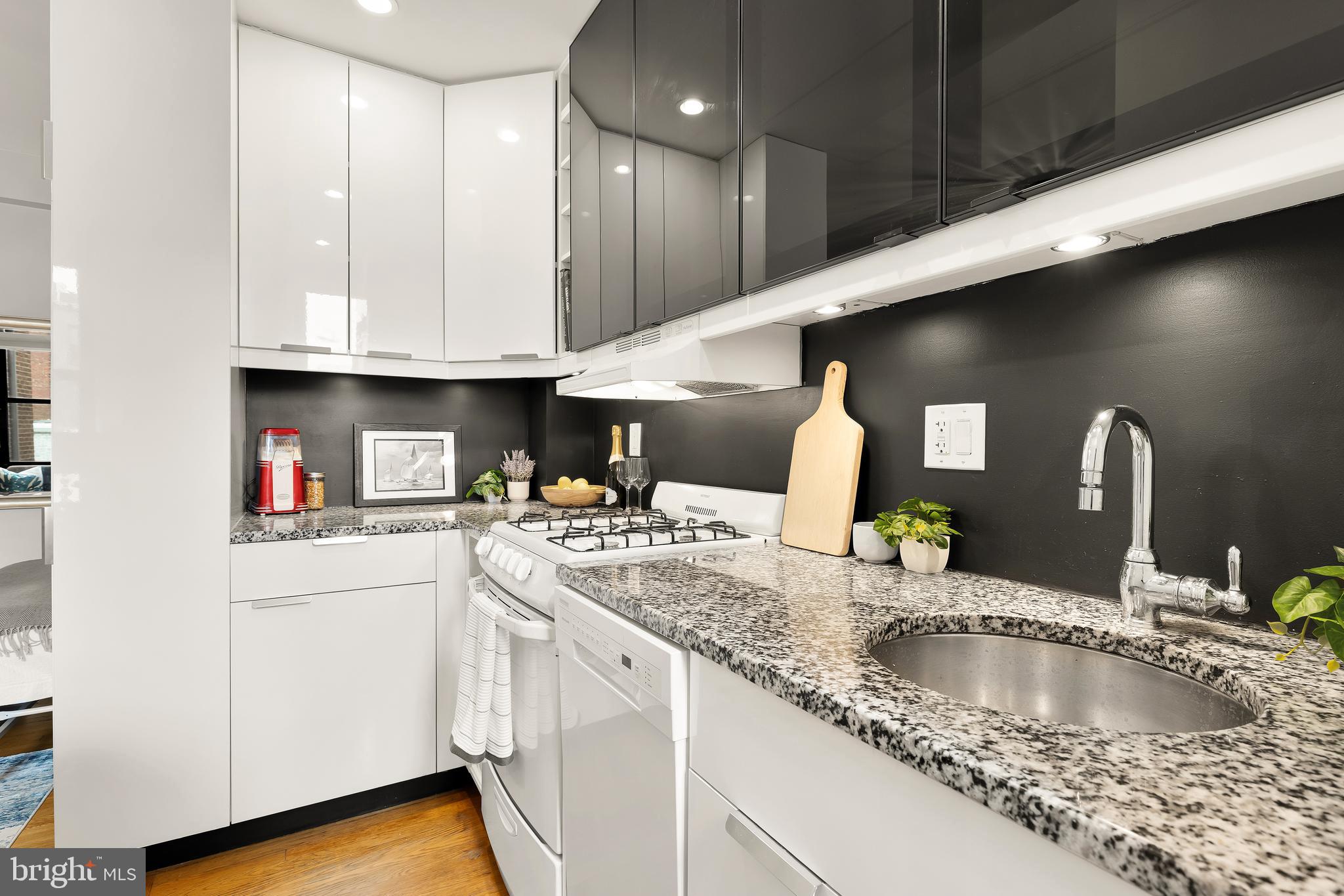 1101 L STREET NW 606