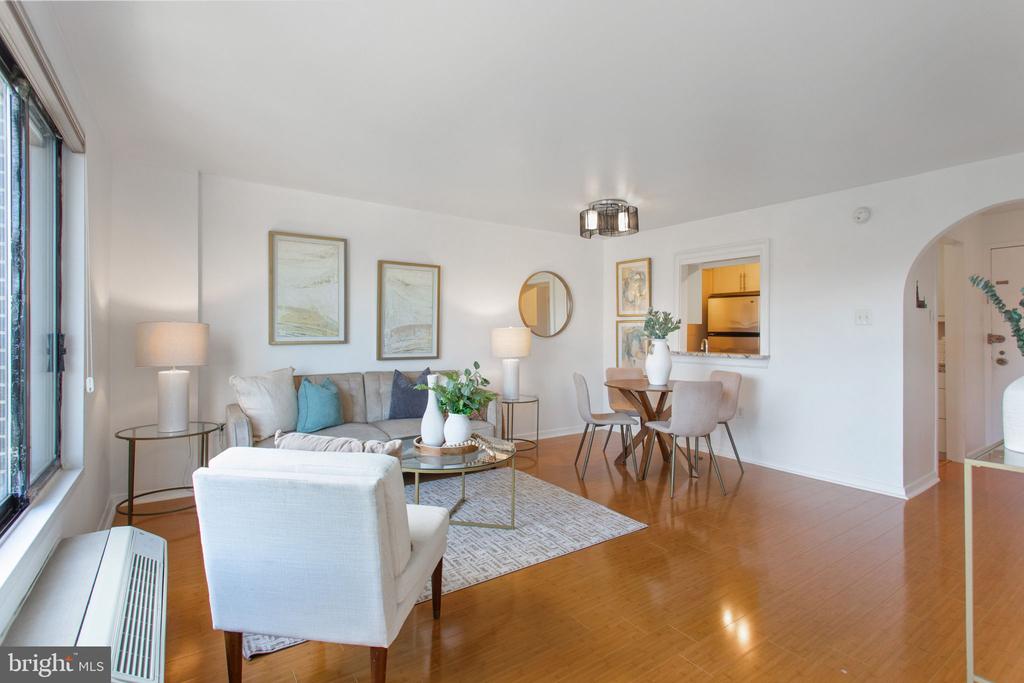2501 Calvert St NW #802