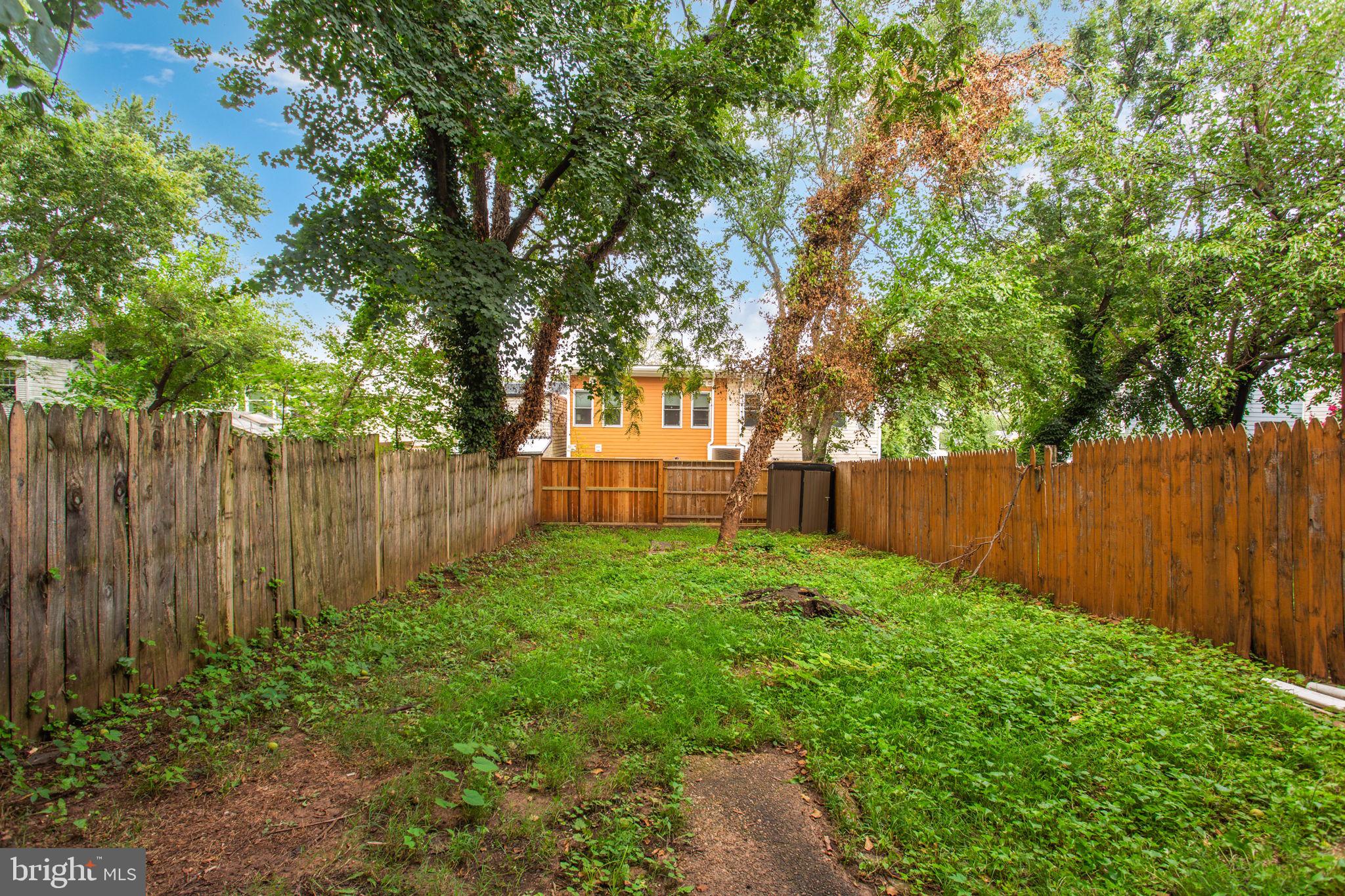 2217 14TH STREET SE