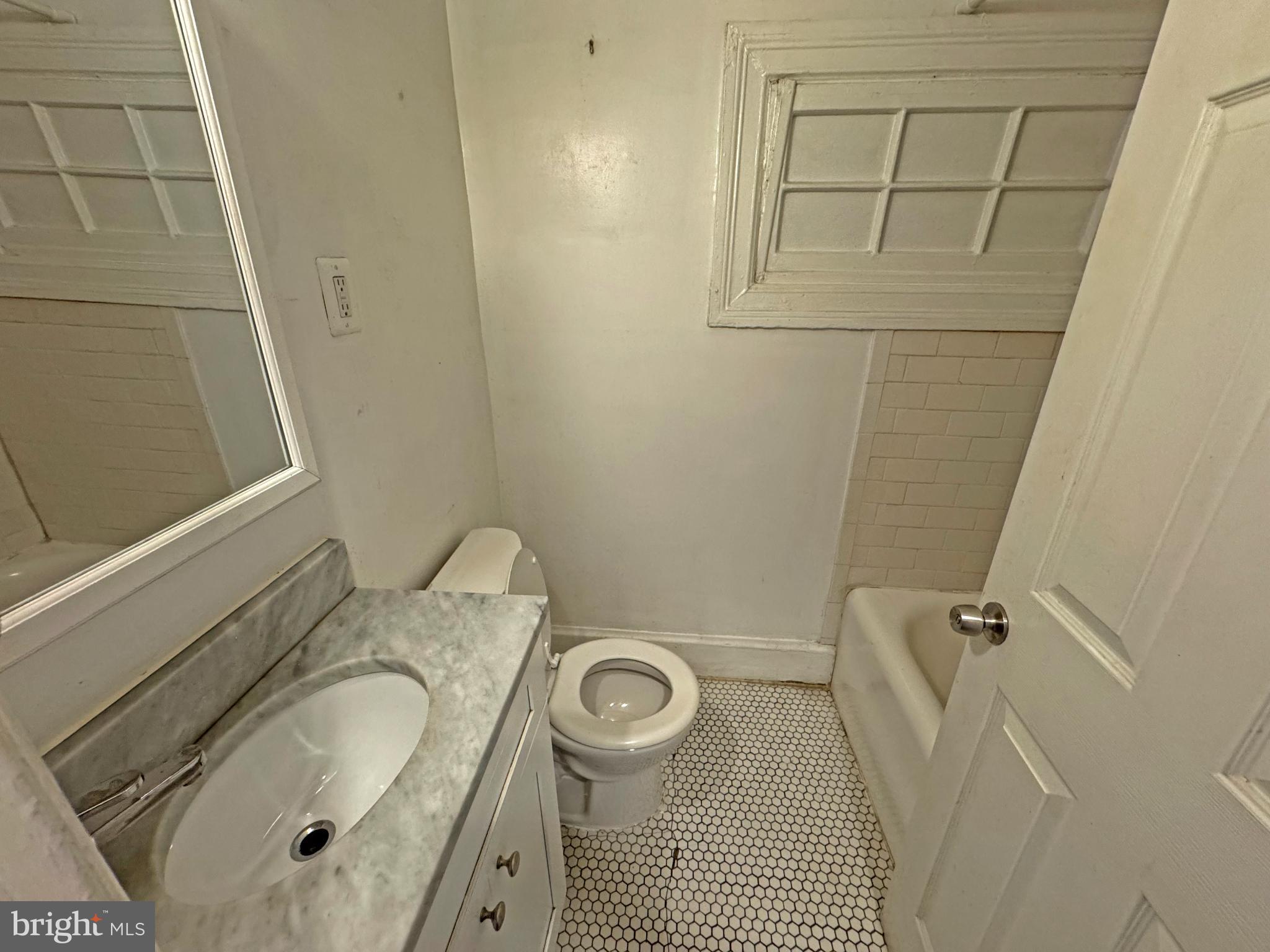 1719 WEST VIRGINIA AVENUE NE