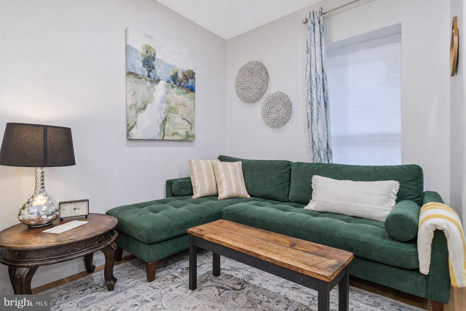 1900 15TH STREET NW 4