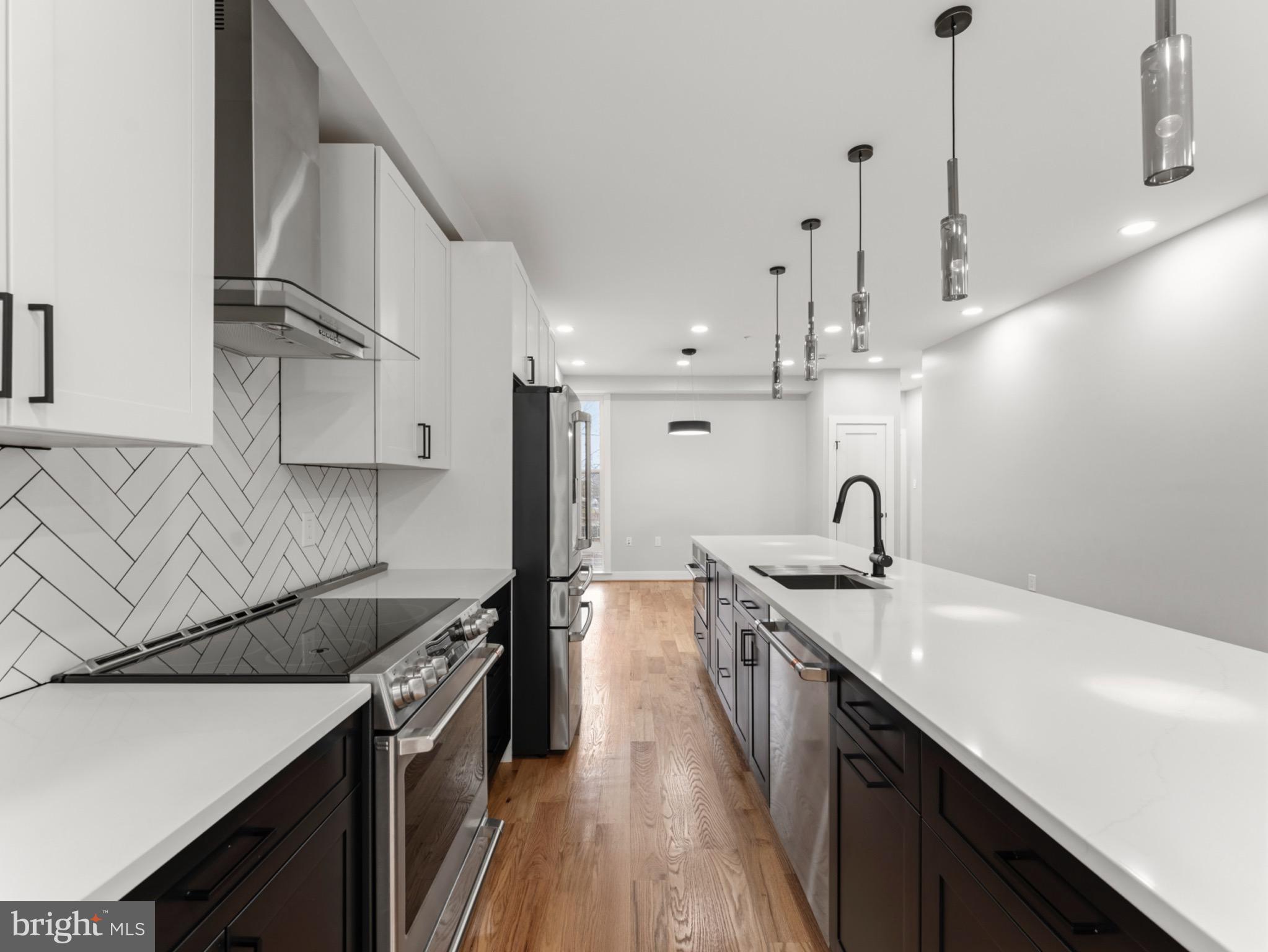 4320 7TH STREET NW 1