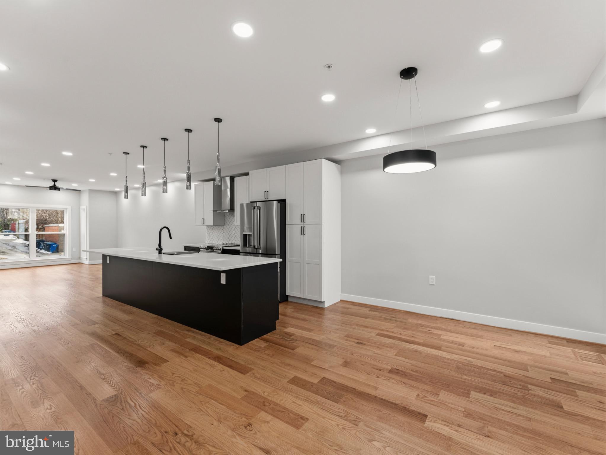 4320 7TH STREET NW 1