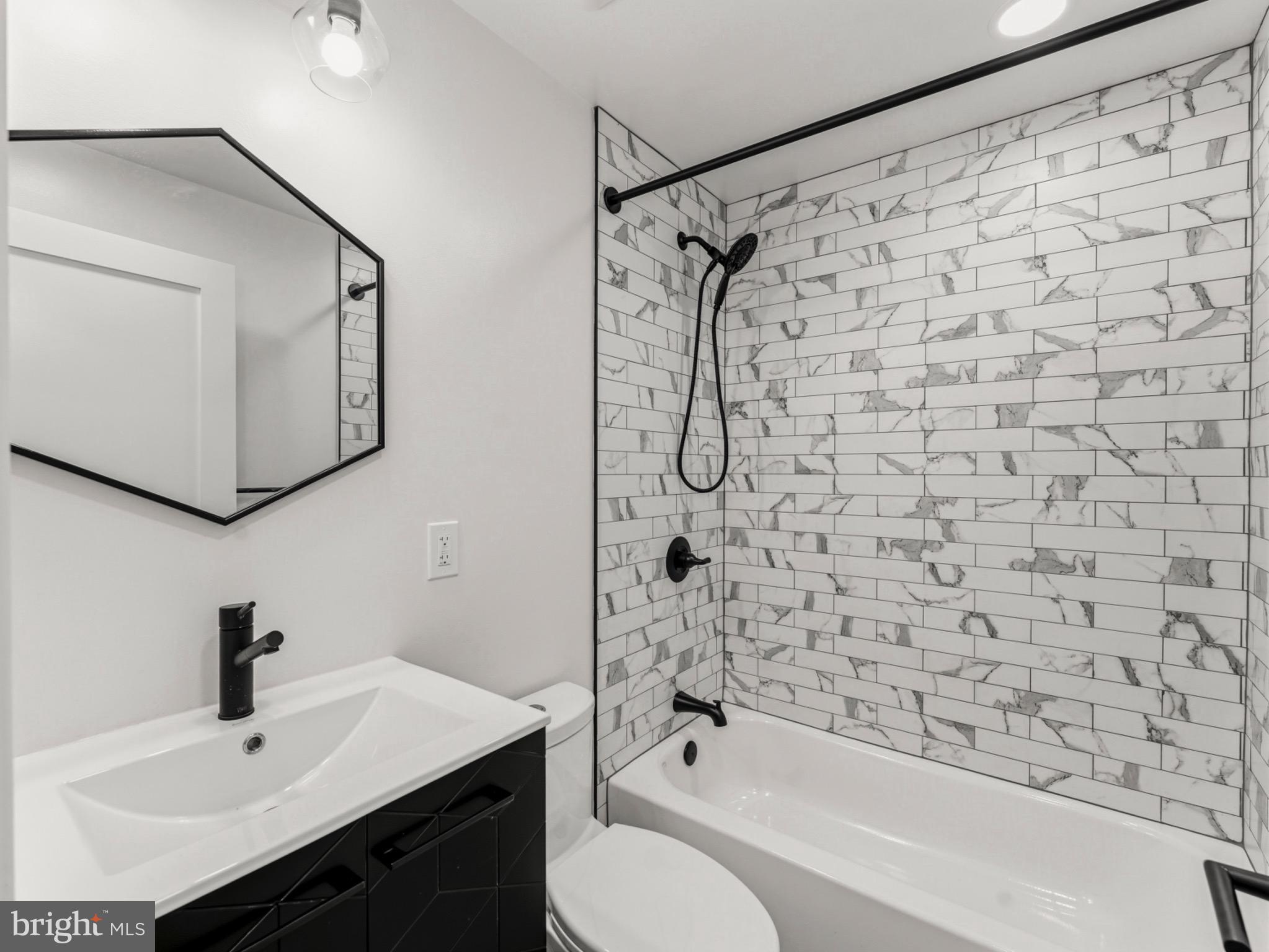 4320 7TH STREET NW 1