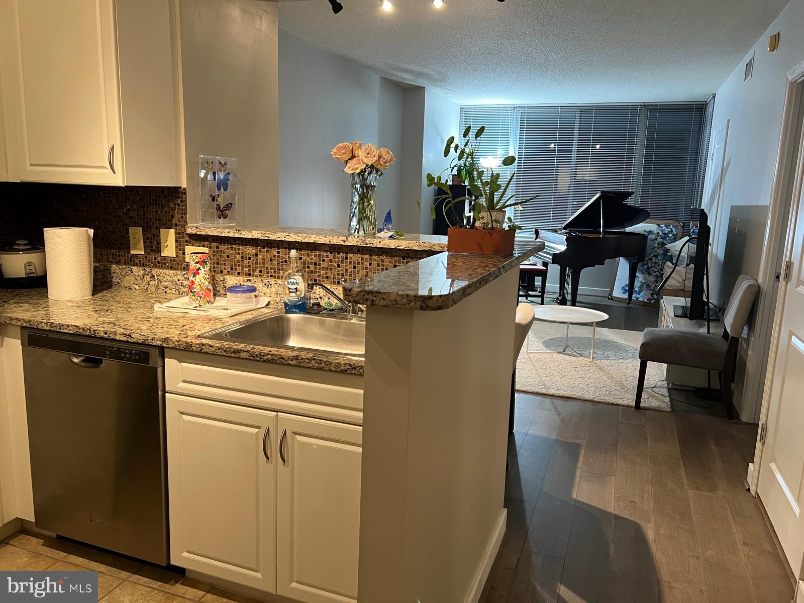 555 MASSACHUSETTS AVENUE NW 807