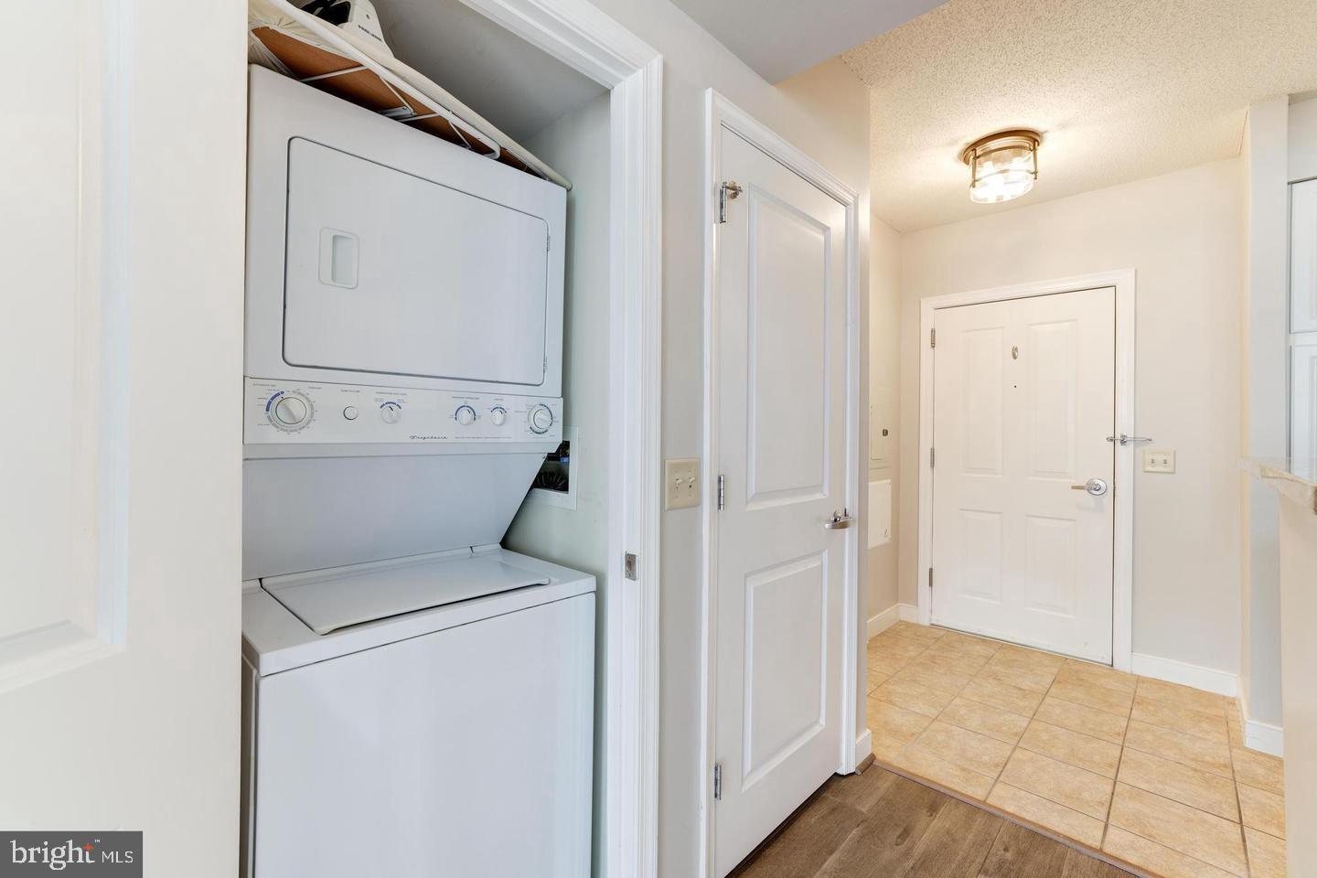 555 MASSACHUSETTS AVENUE NW 807