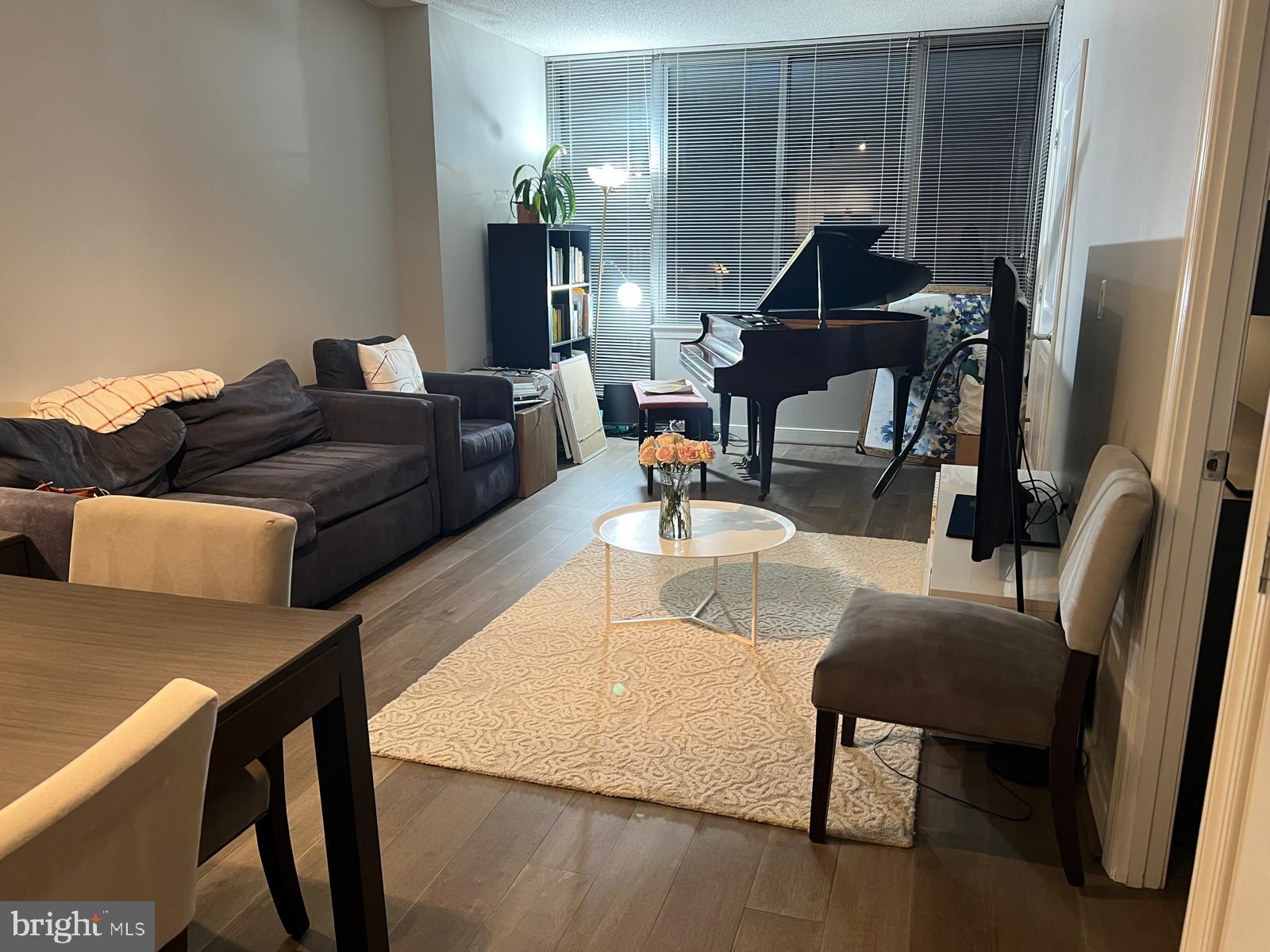 555 MASSACHUSETTS AVENUE NW 807