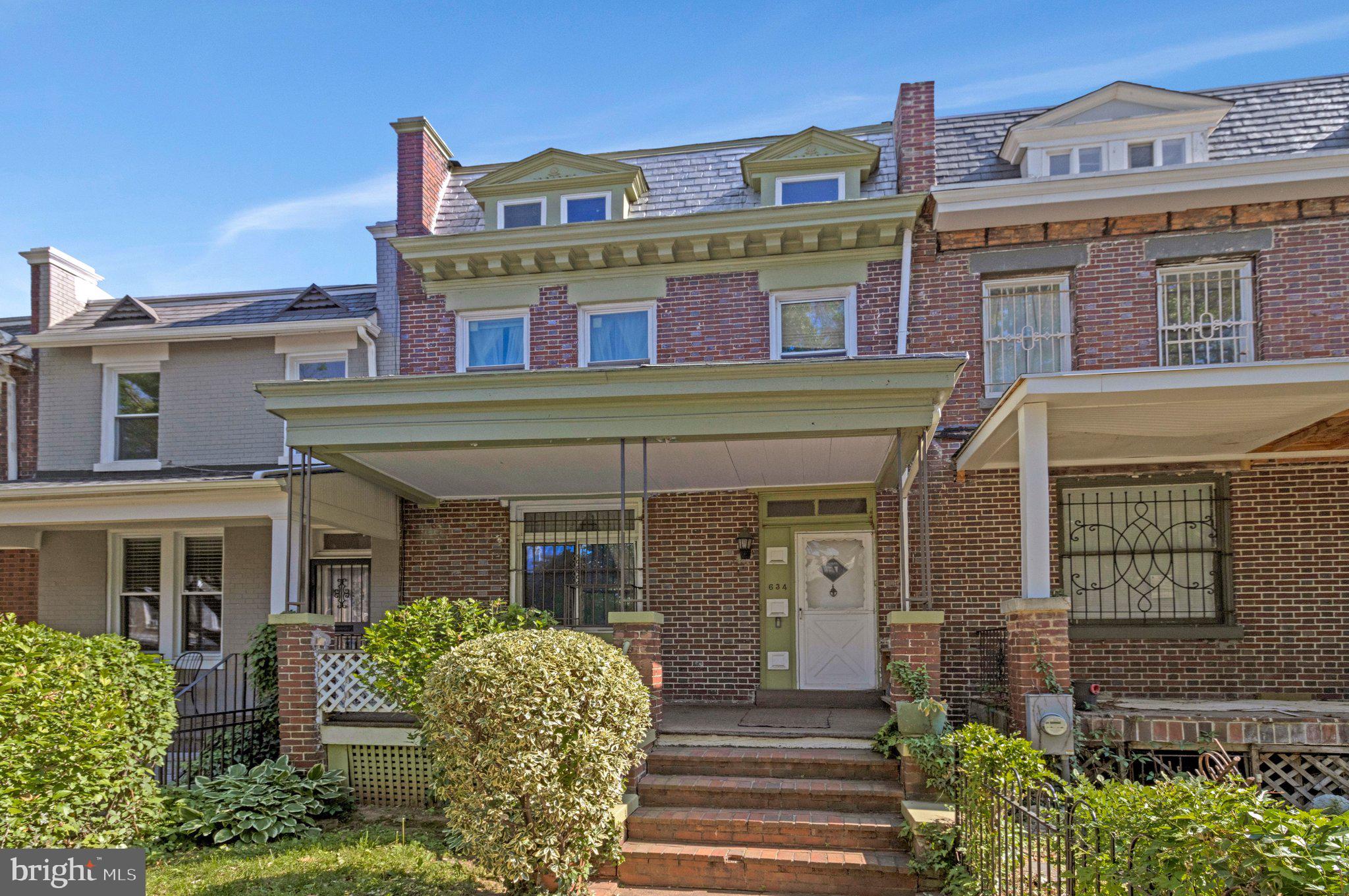 634 IRVING STREET NW