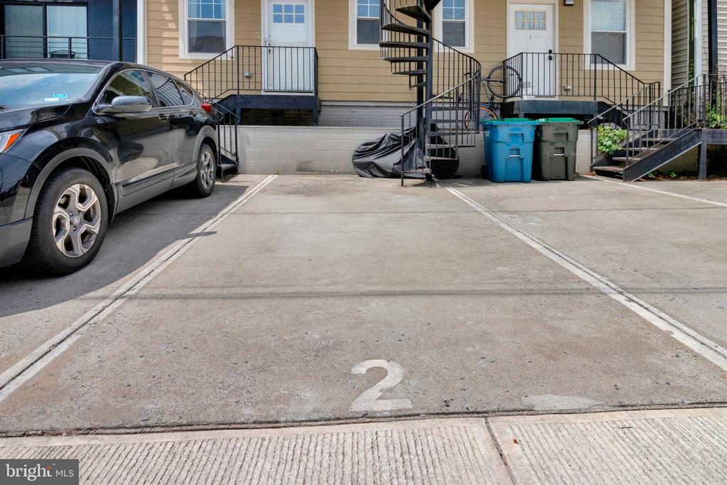4005 7TH STREET NE Unit: 2