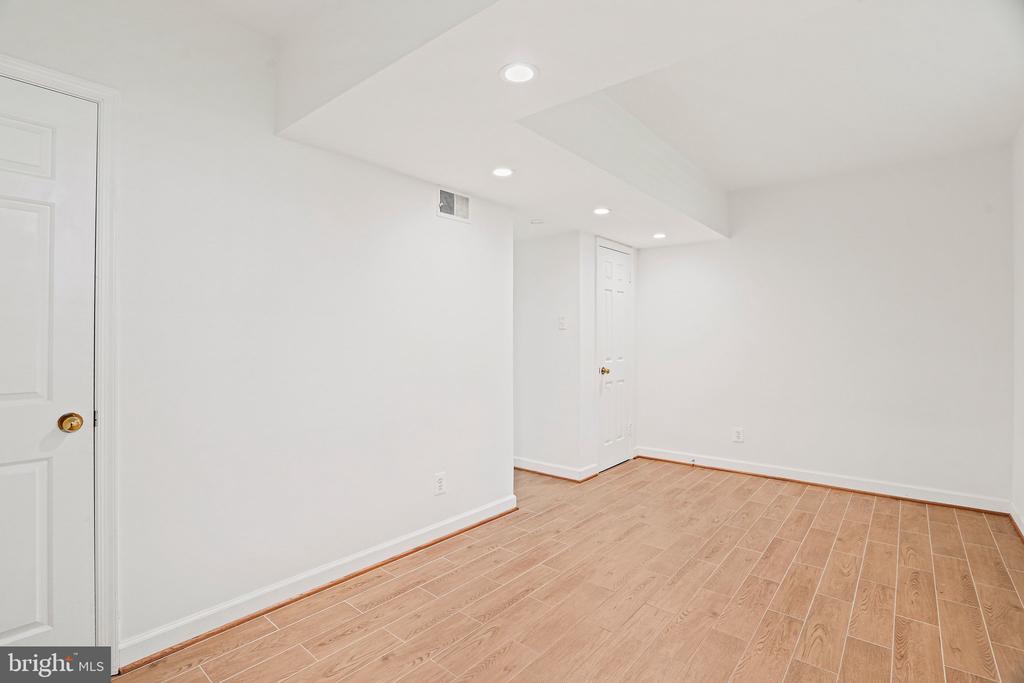 3610 39TH STREET NW Unit: A541