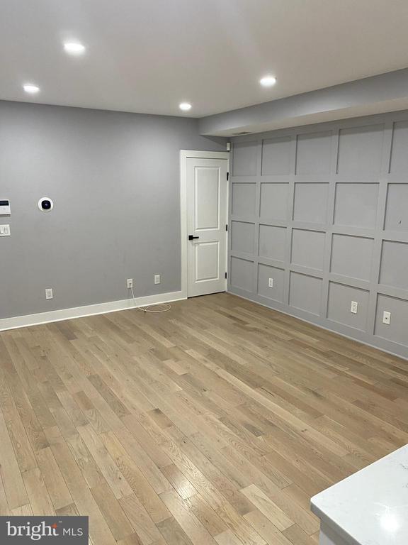 1219 QUEEN STREET NE Unit: 1
