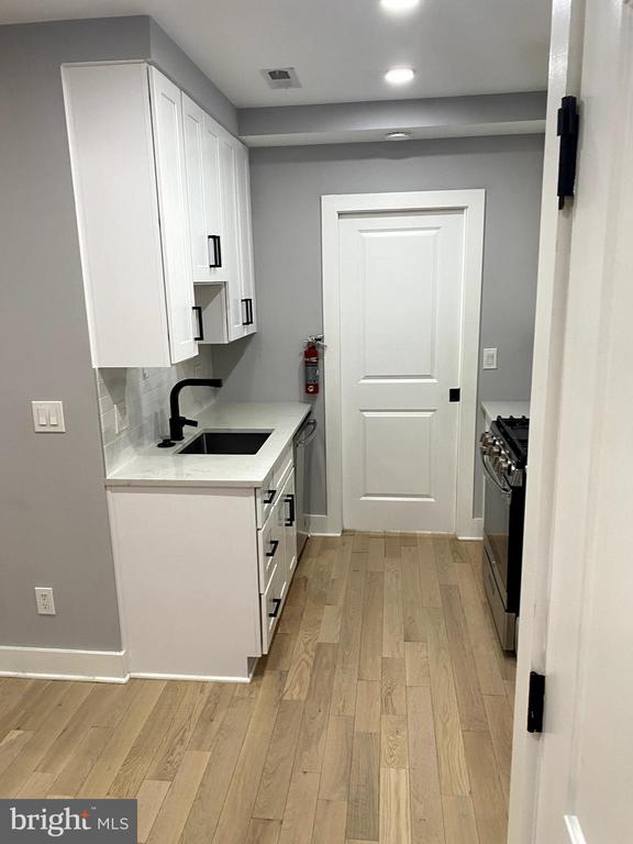 1219 QUEEN STREET NE Unit: 1