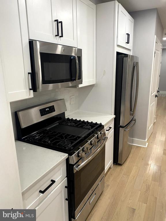 1219 QUEEN STREET NE Unit: 1
