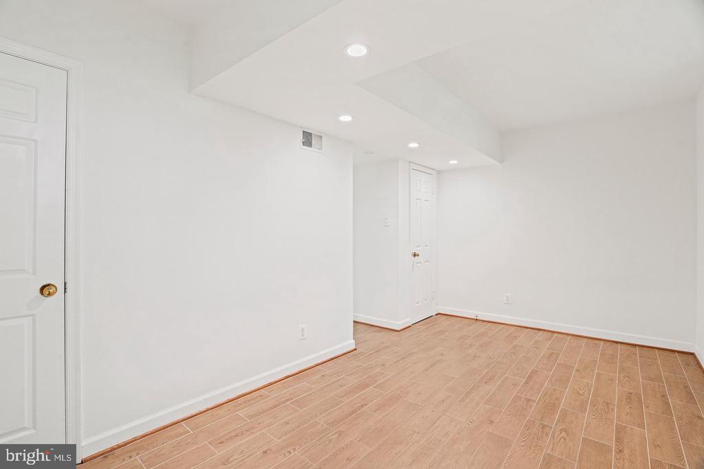 3610 39TH STREET NW Unit: A541