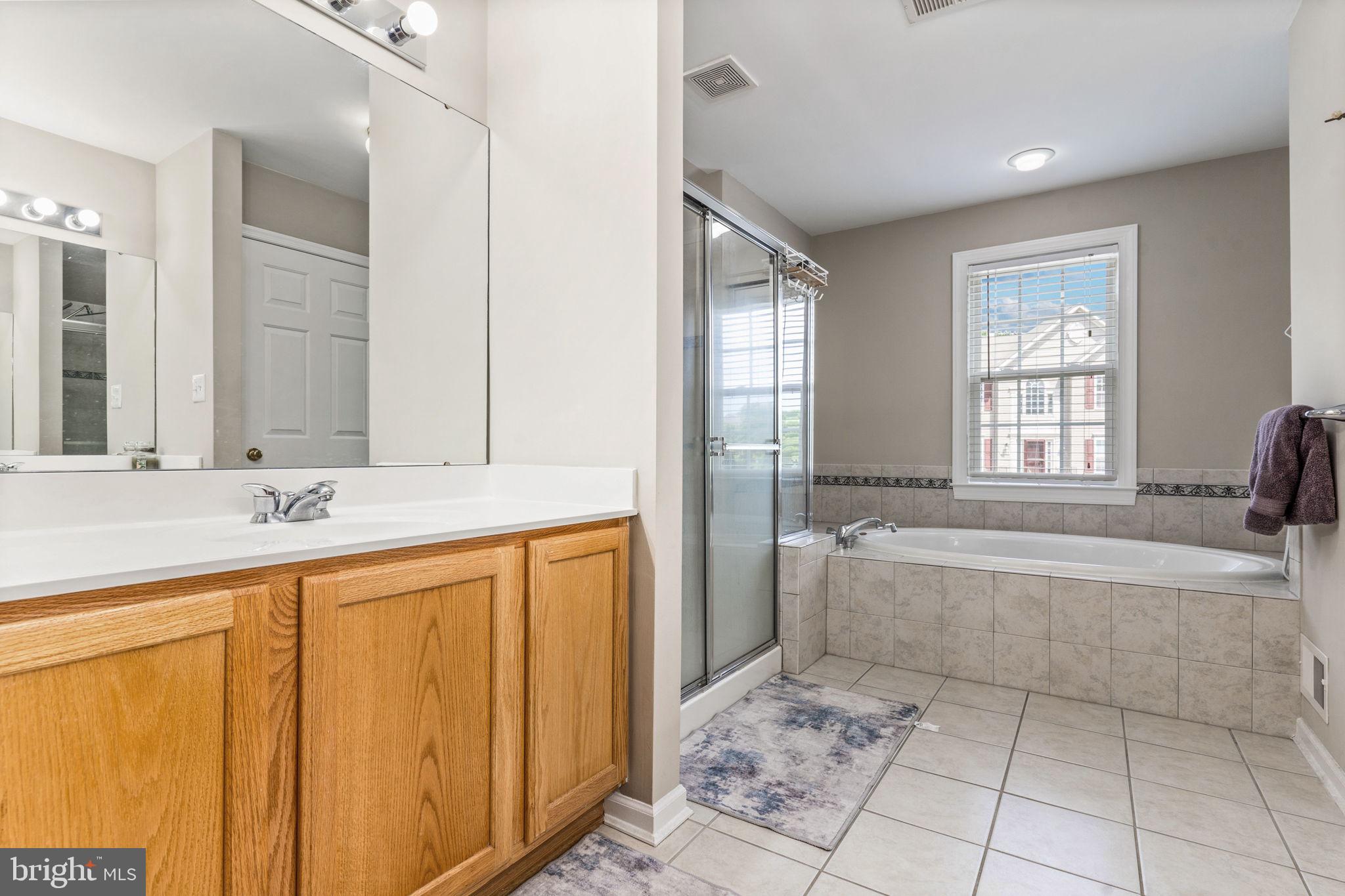 7609 Foxtrail Ct