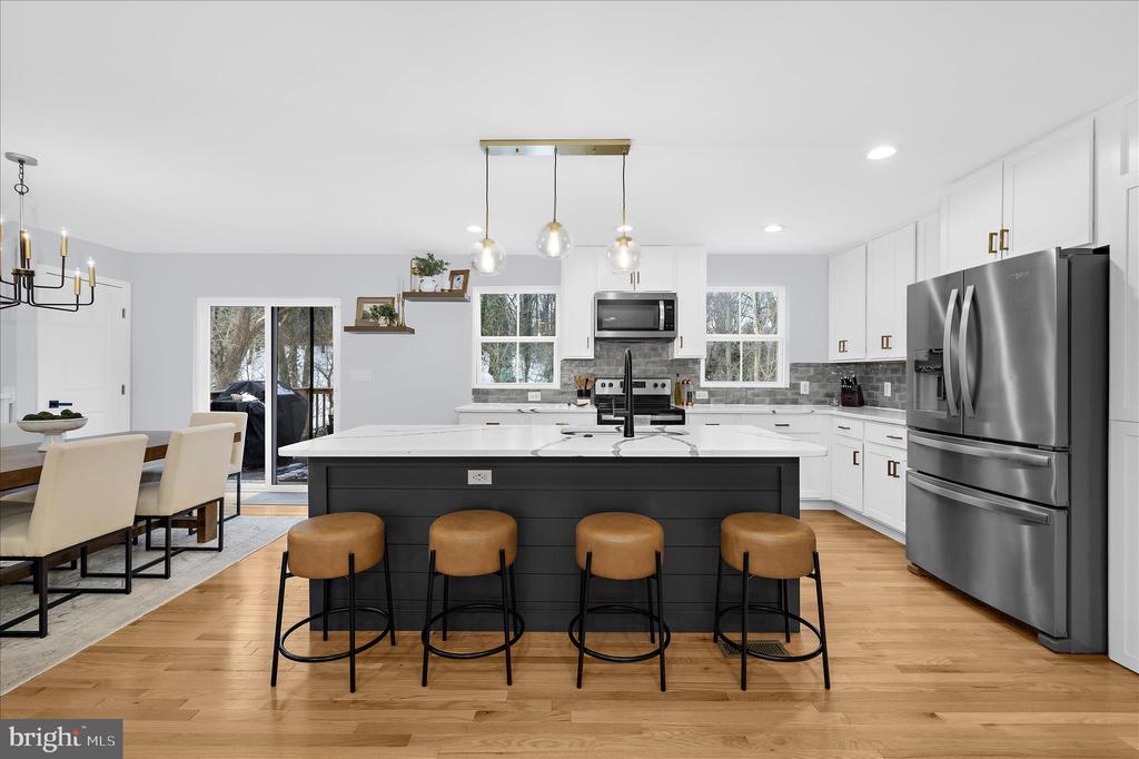 1420 MARINER DRIVE