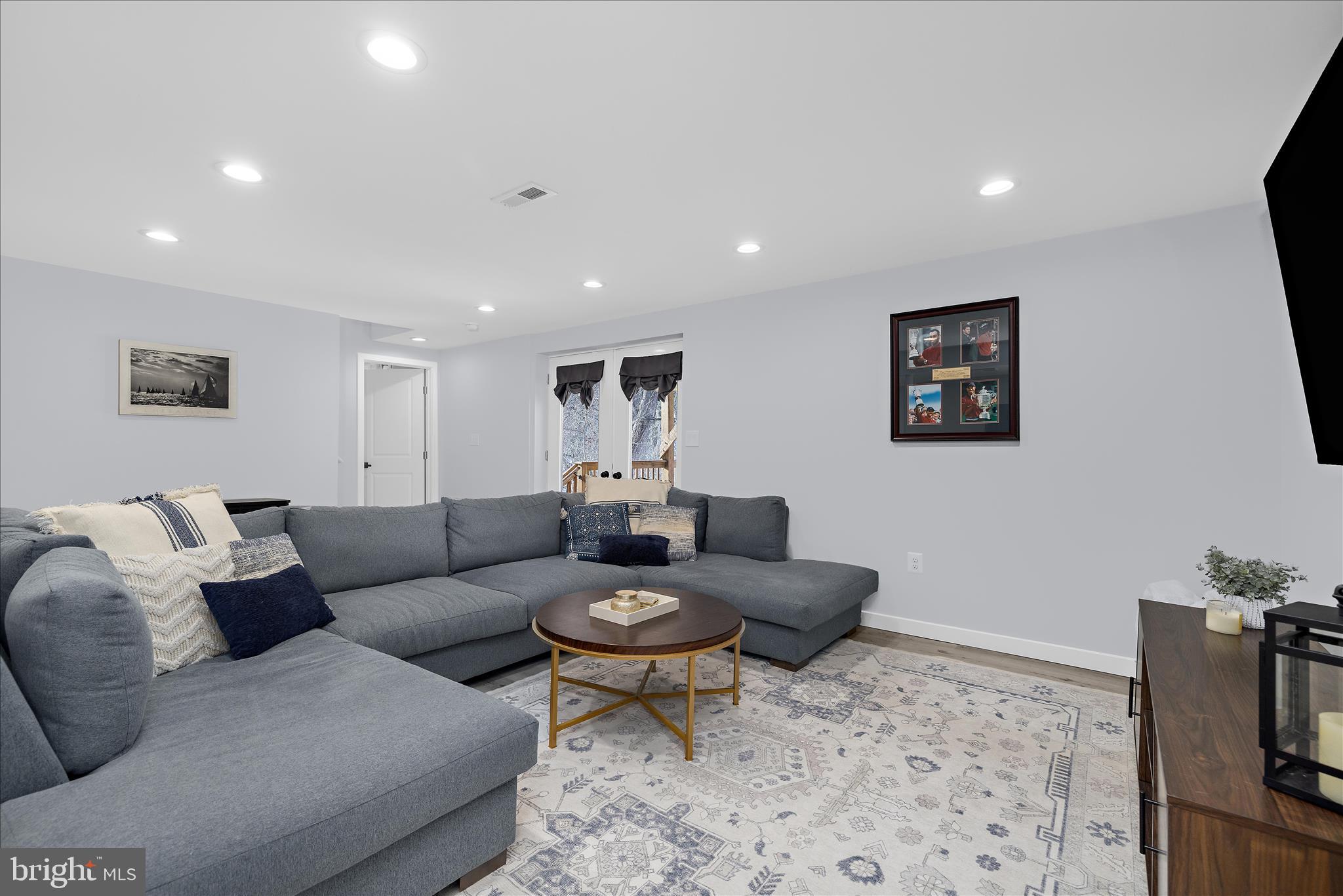 1420 MARINER DRIVE