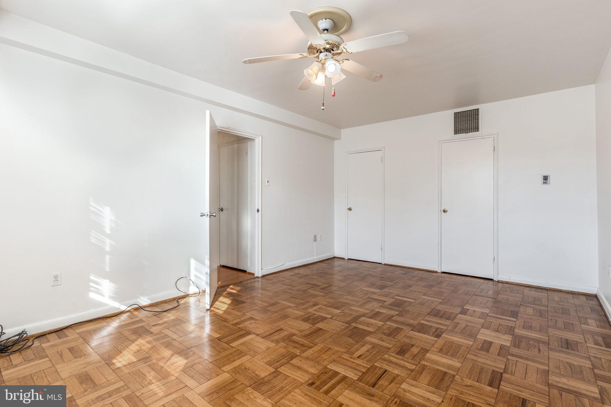 310 Ridgemede Rd #302