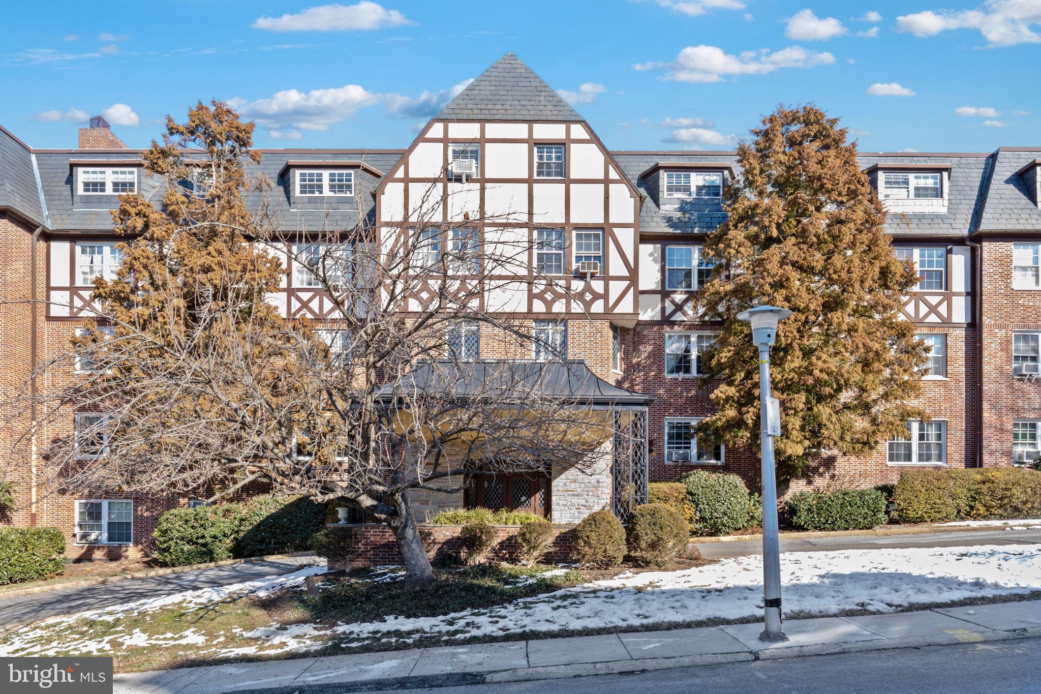 310 Ridgemede Rd #302