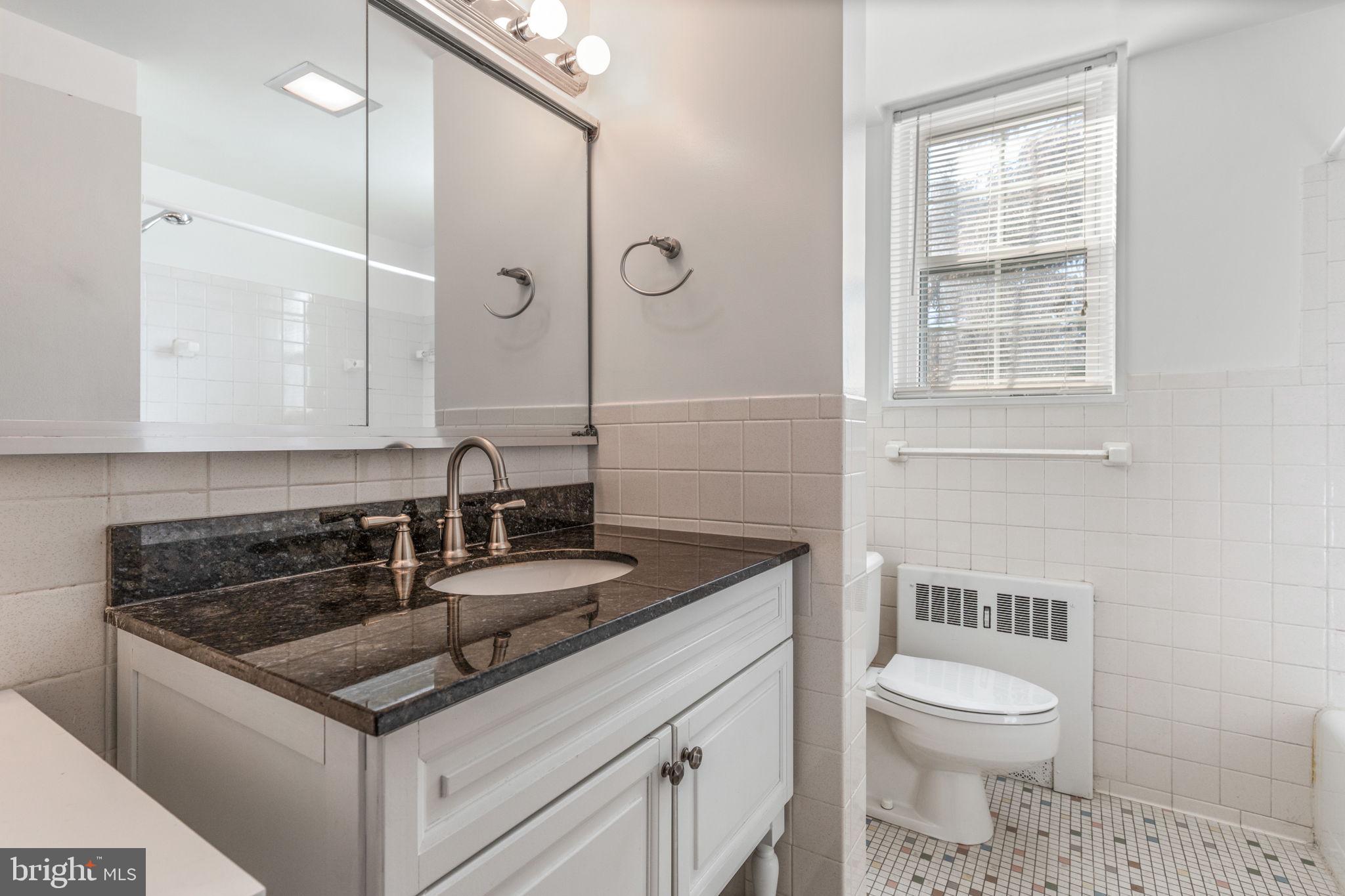 310 Ridgemede Rd #302