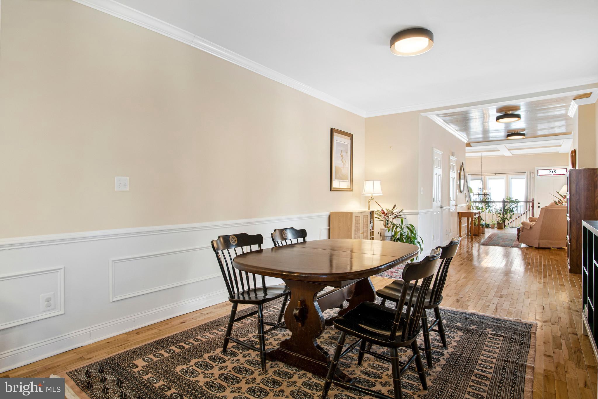 219 N BELNORD AVENUE