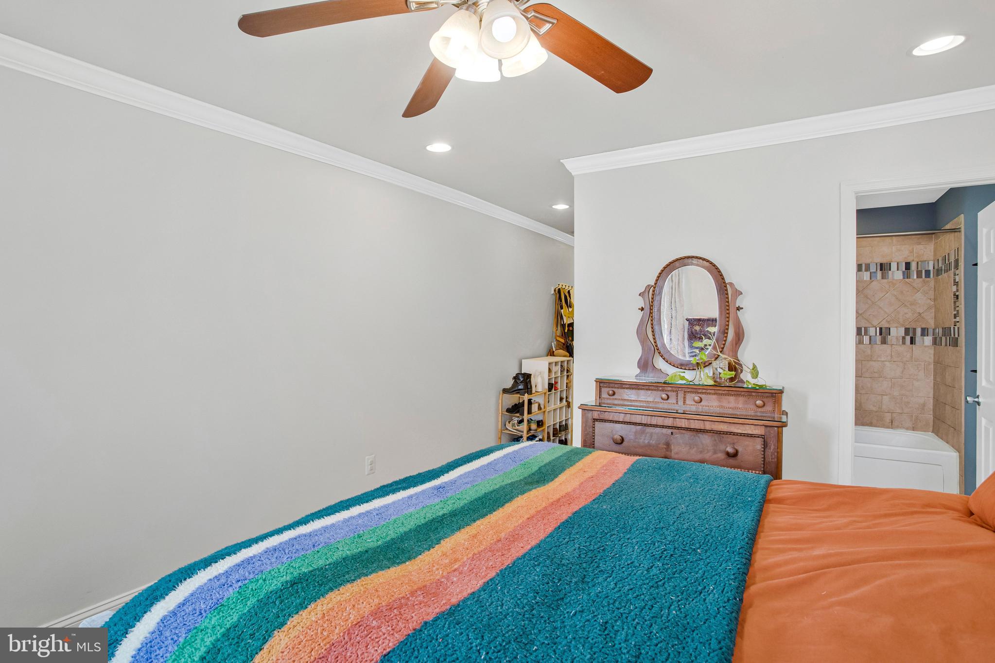 219 N BELNORD AVENUE