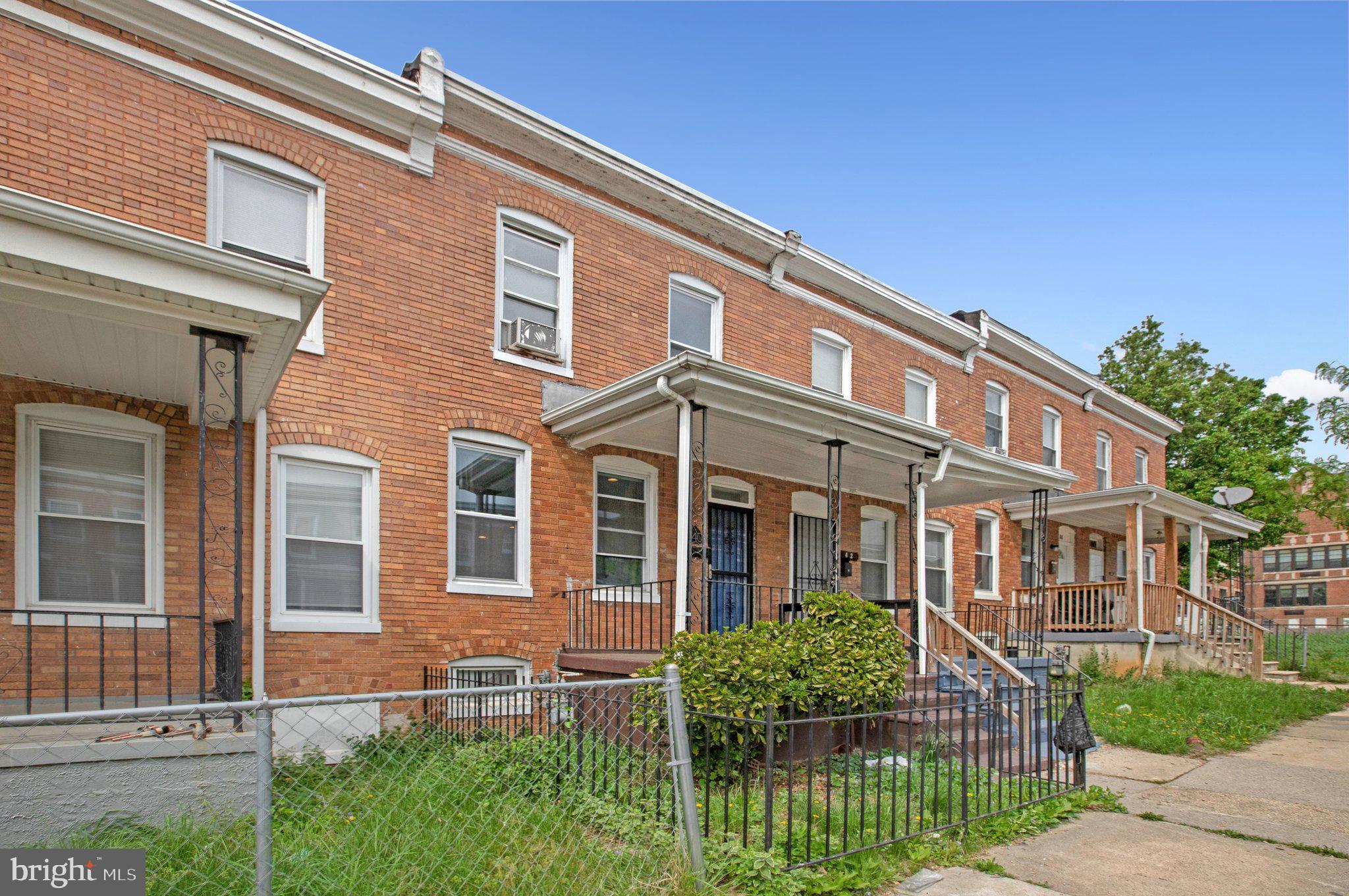 40 N ABINGTON AVENUE