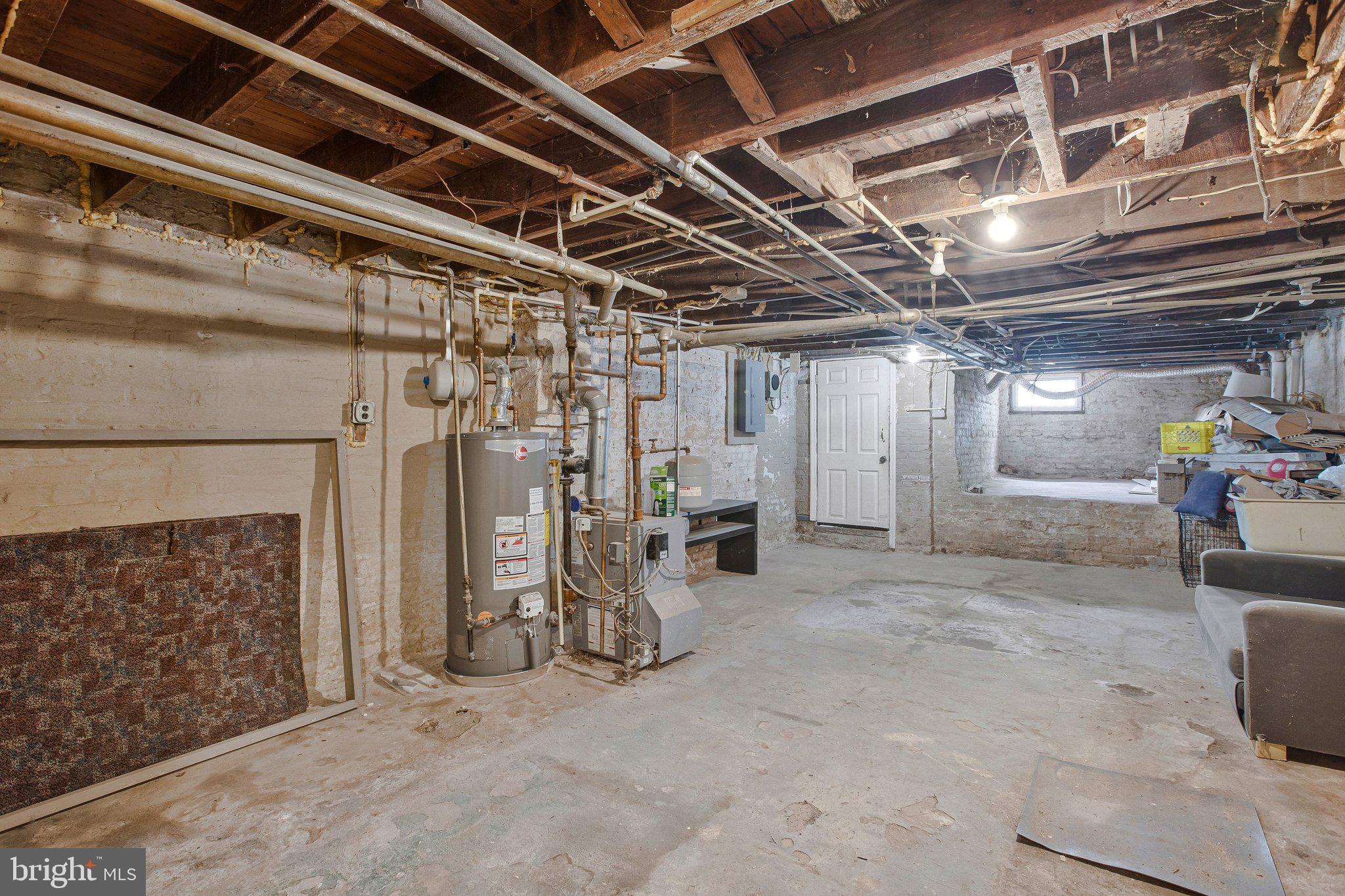 40 N ABINGTON AVENUE