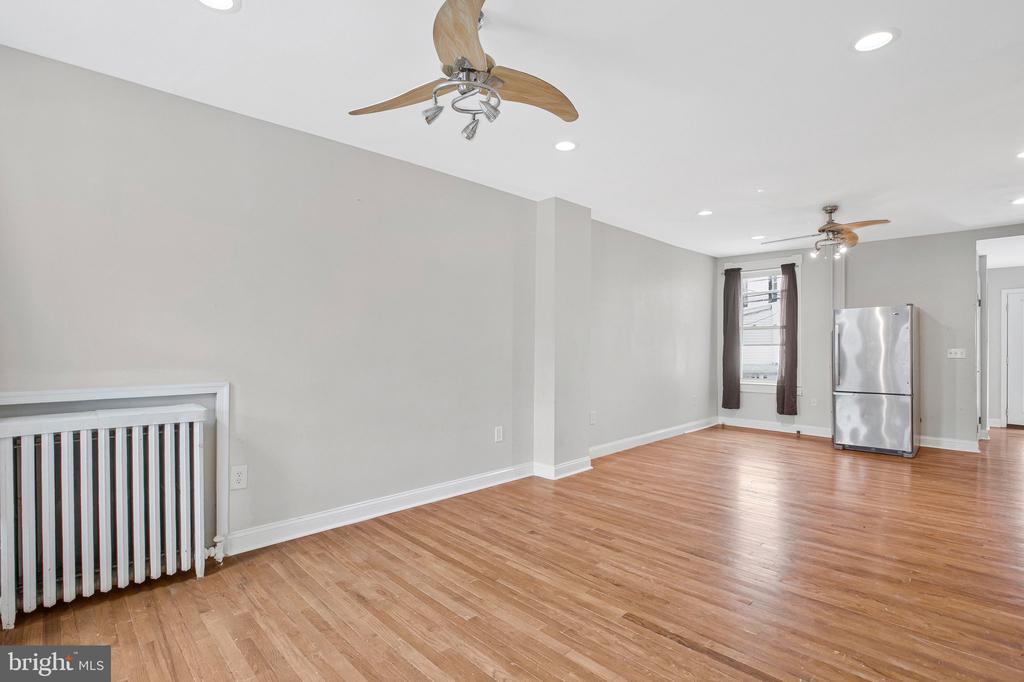 40 N ABINGTON AVENUE
