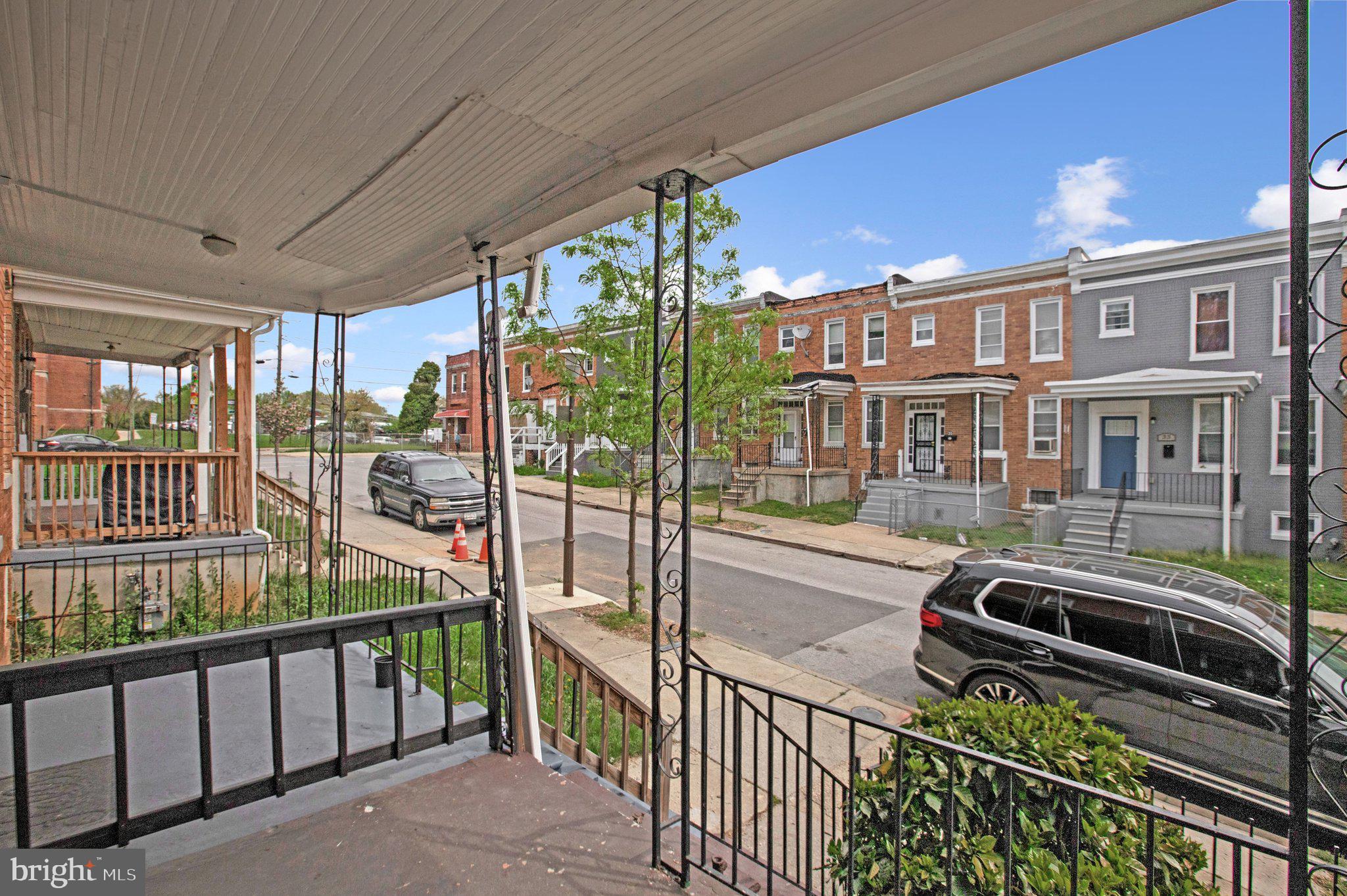 40 N ABINGTON AVENUE