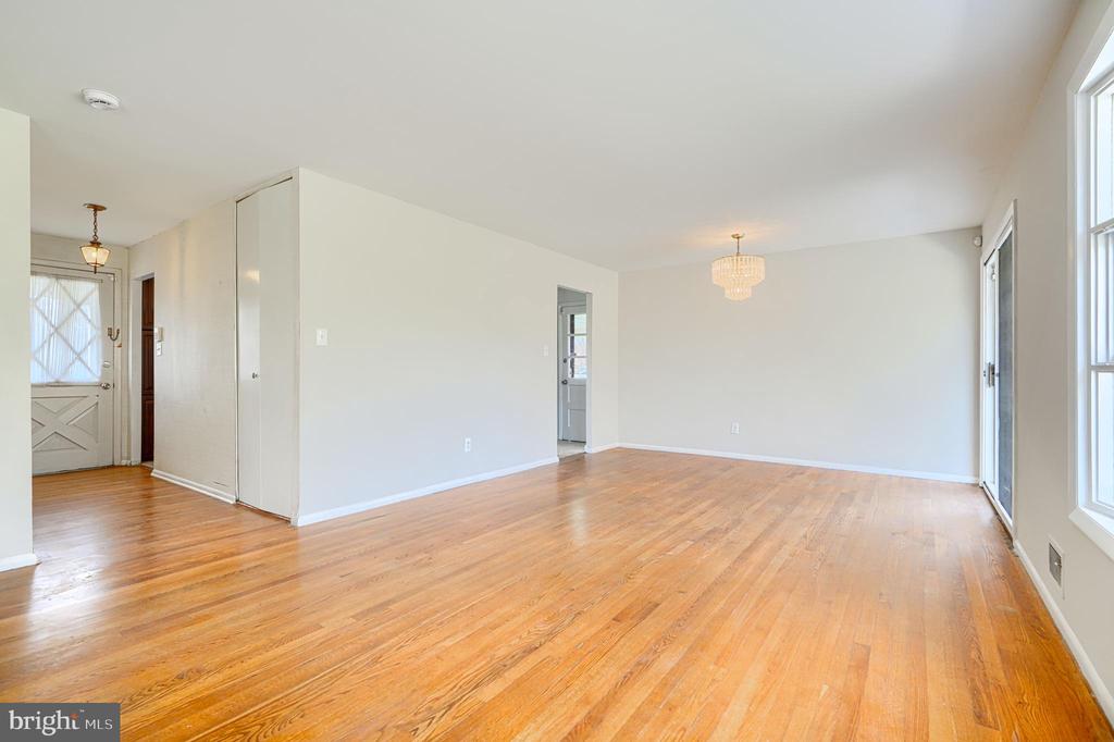1741 ELLINWOOD ROAD