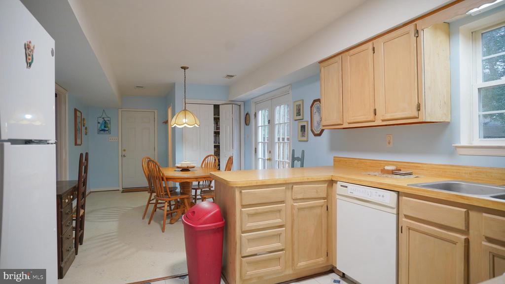3528 Pine Cone Cir