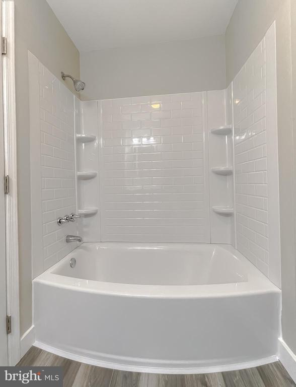 11849 Oak Manor Dr #33