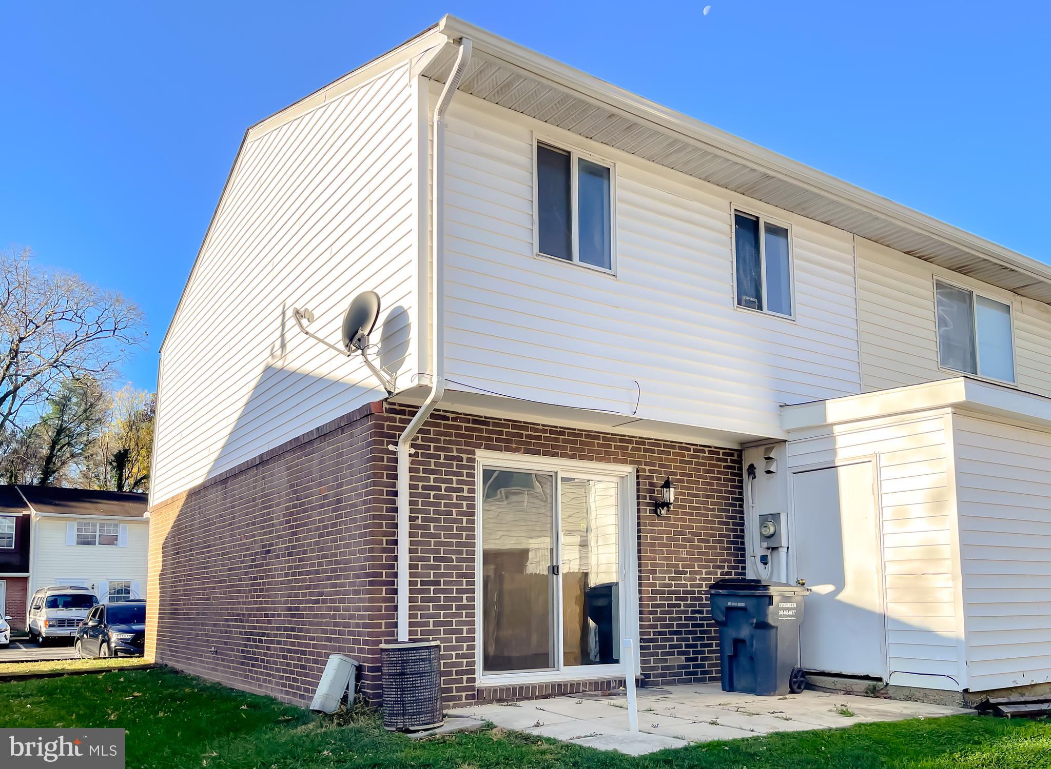 11849 Oak Manor Dr #33