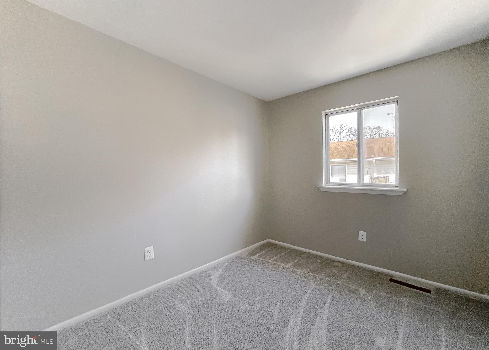 11849 Oak Manor Dr #33