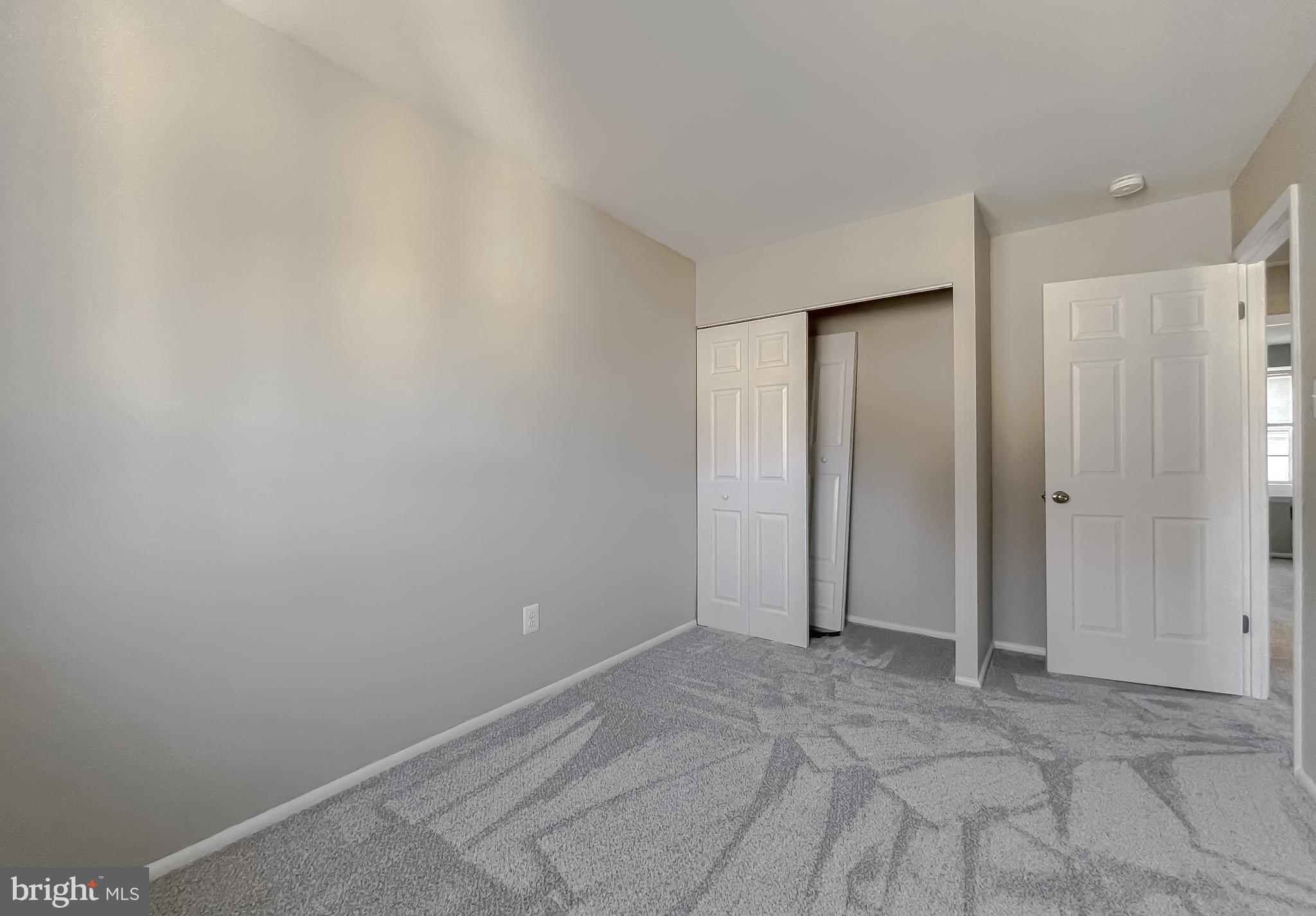 11849 Oak Manor Dr #33