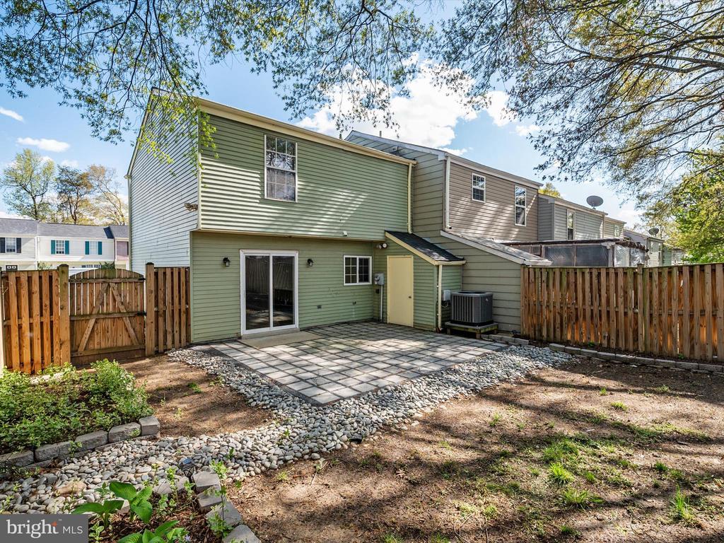 2805 Red Lion Pl