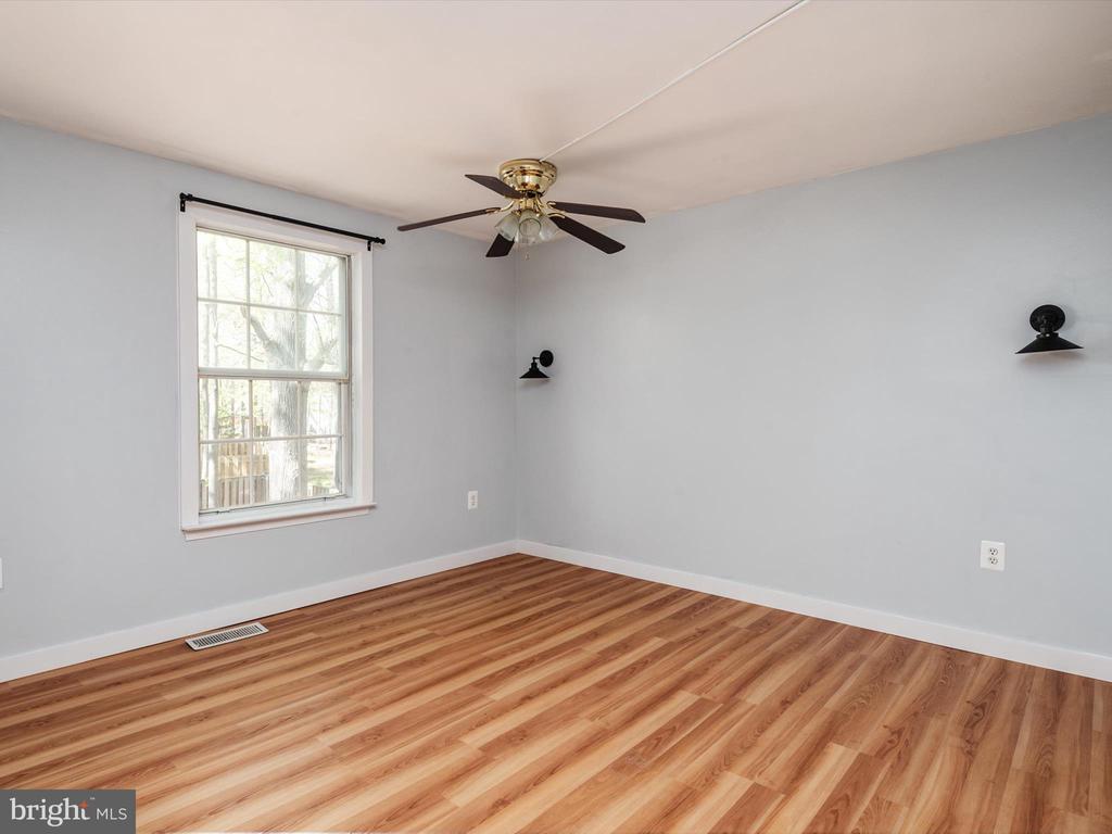 2805 Red Lion Pl