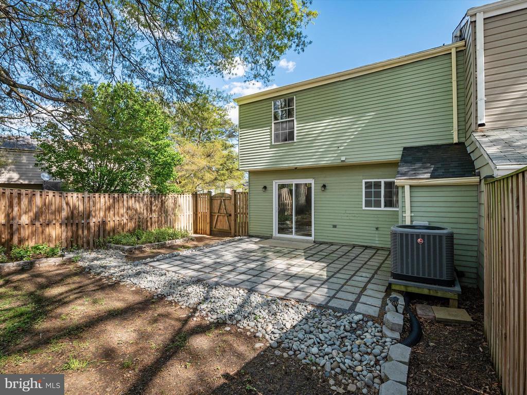 2805 Red Lion Pl