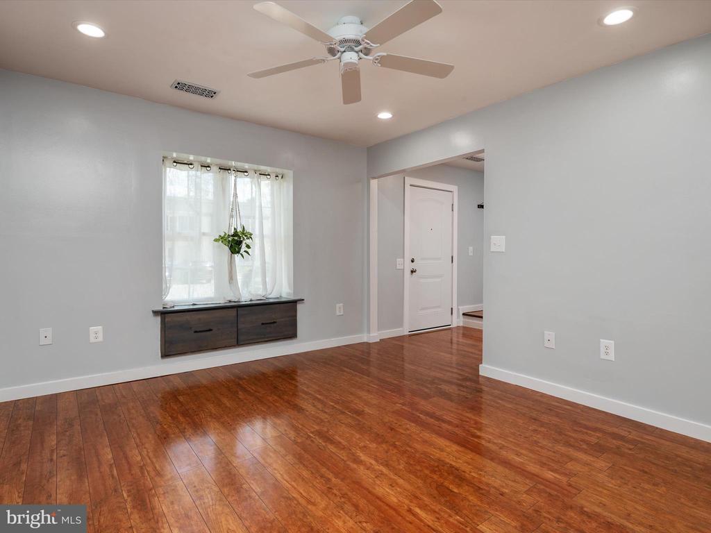 2805 Red Lion Pl
