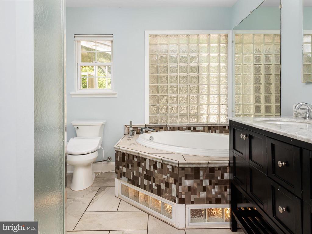 3570 Pine Cone Cir