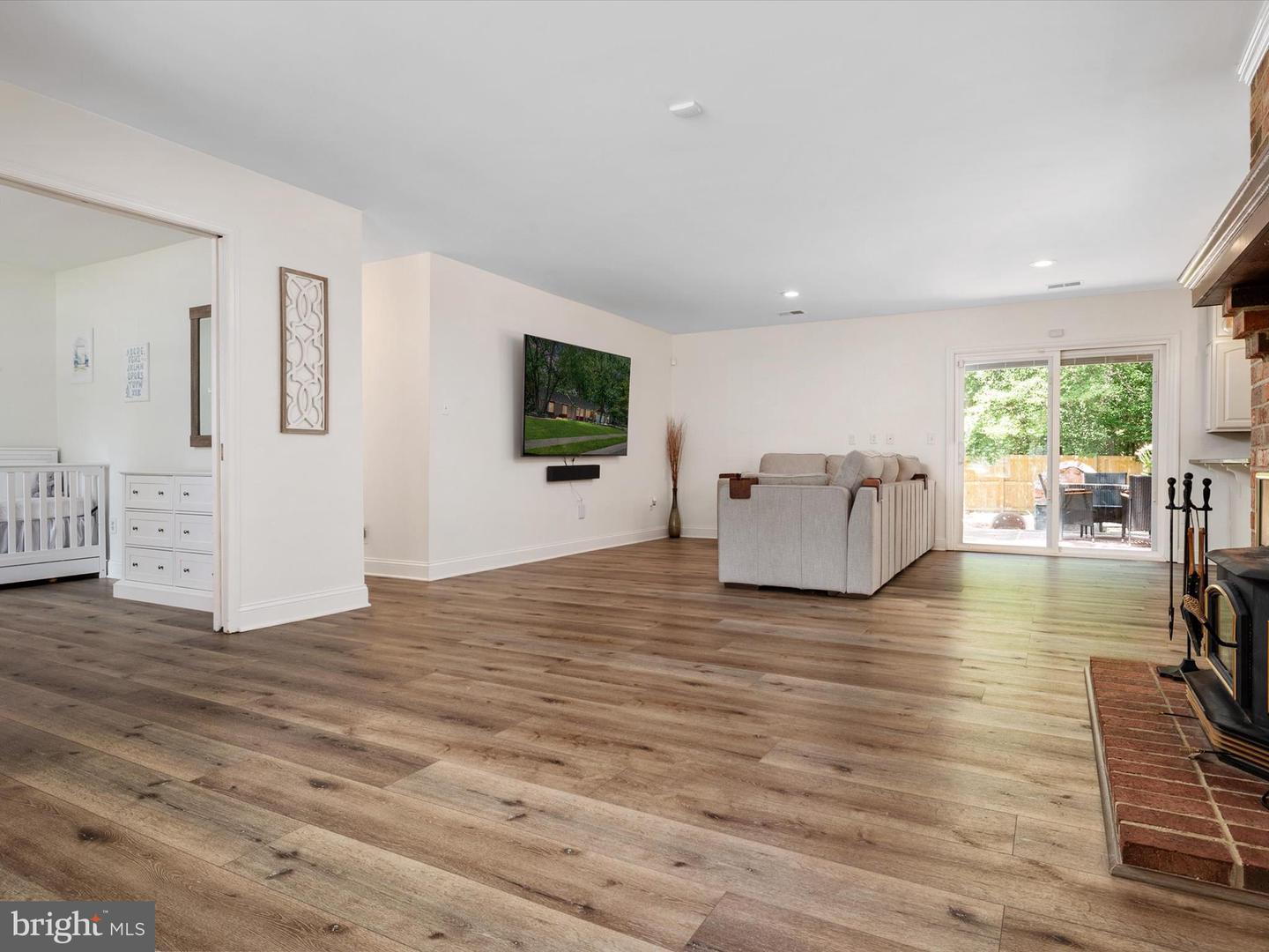 3570 Pine Cone Cir