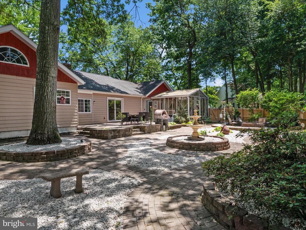 3570 Pine Cone Cir