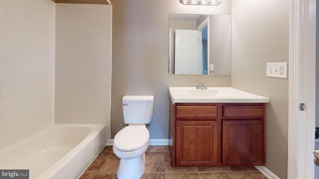 2757 RED LION PLACE