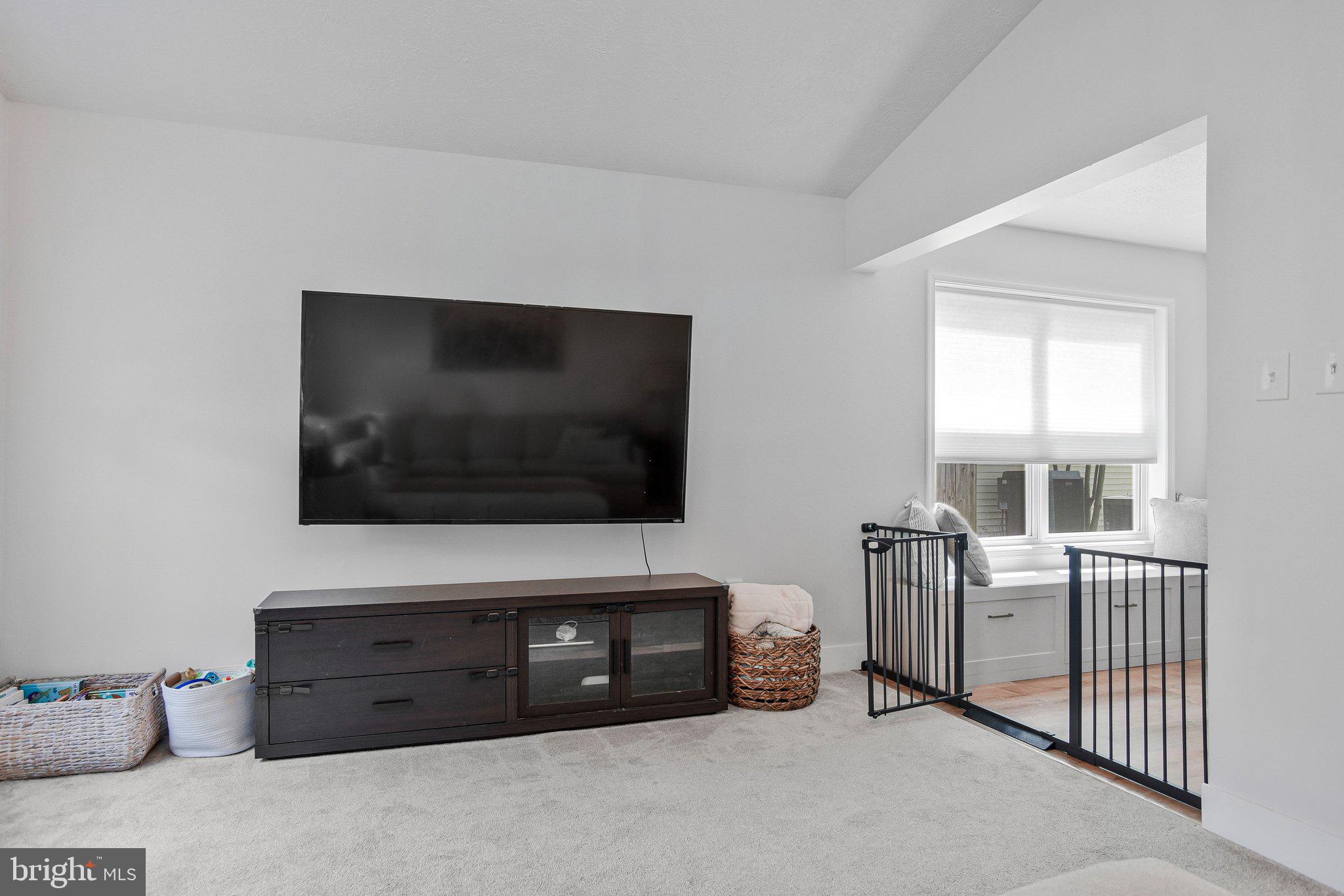 4092 BROADBILL CIRCLE